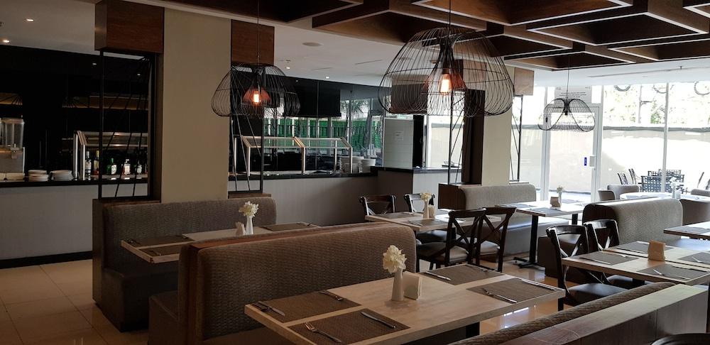 Antaris Galerias Hotel มอนแตร์เรย์ ภายนอก รูปภาพ